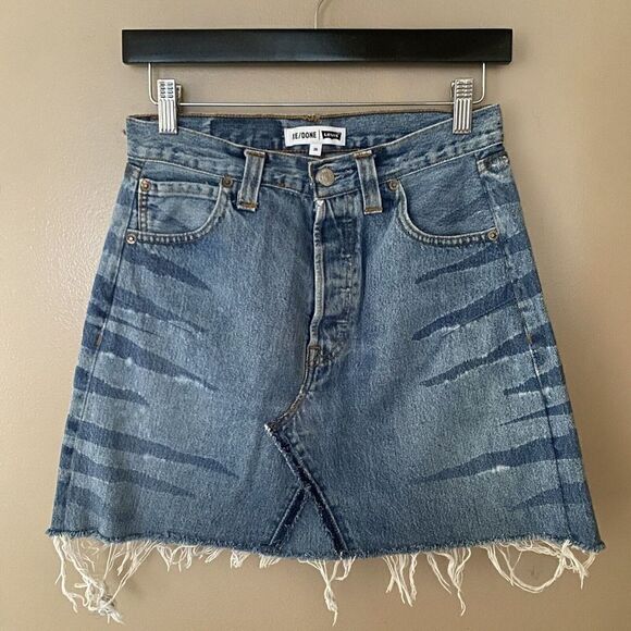 Re/done Levis Denim tiger bleach high waisted mini skirt NWT sz 26-28 Rare - Picture 3 of 9